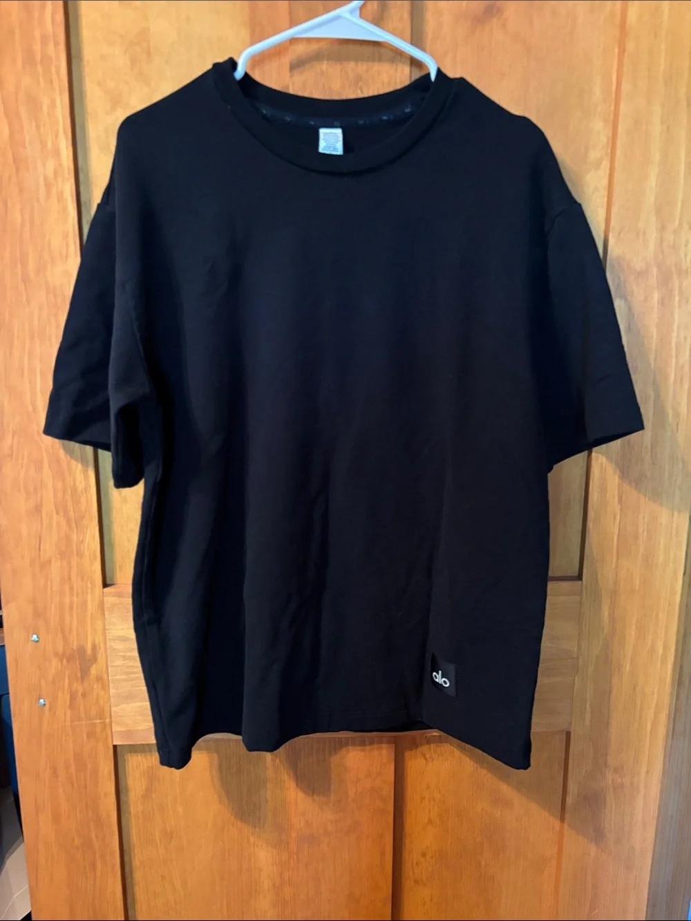 ALO Yoga Men's Black Casual Button Down Shirt